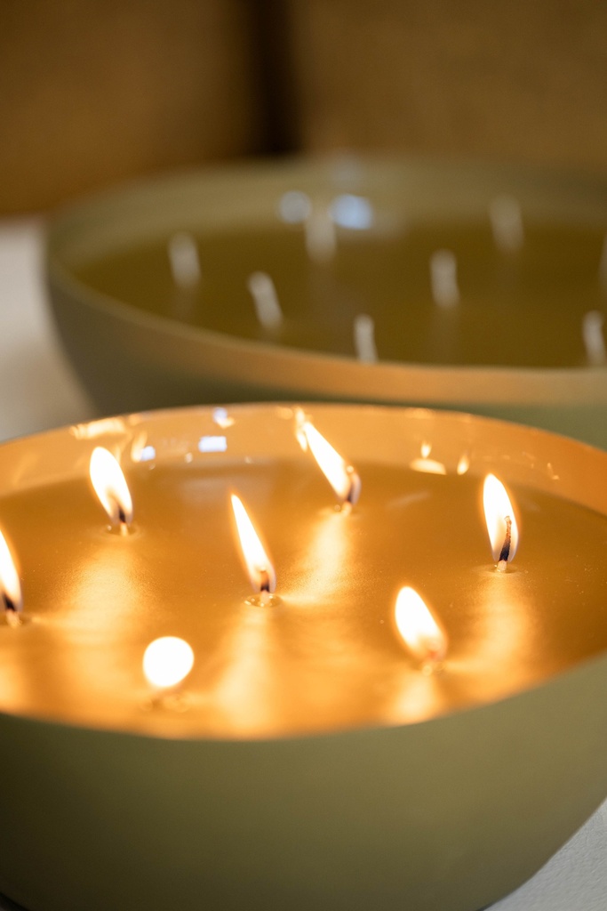 Multiwick indoor candle bowl organic mat outside / enamel inside khaki large - 24.5 x 29.5 x 8.5 cm - 9 wicks - p 2
