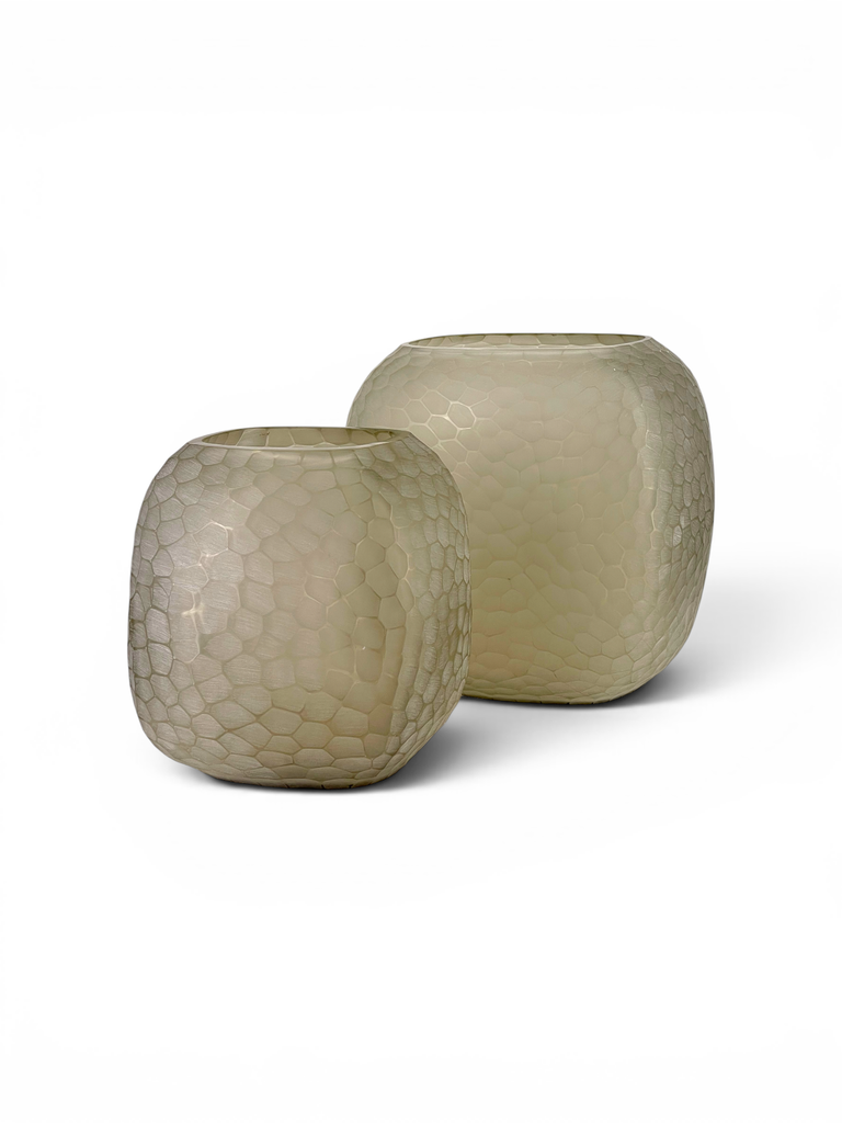 Square vase handcut stone finish champagne smoke large - 28 x 24 26cm - p 1/1