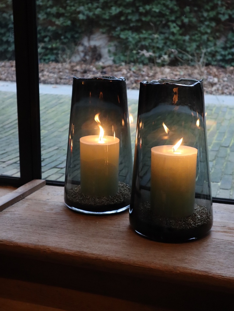 Conical vase organic rim - glass - smoke - Ø 20 x 35cm - p/1/1