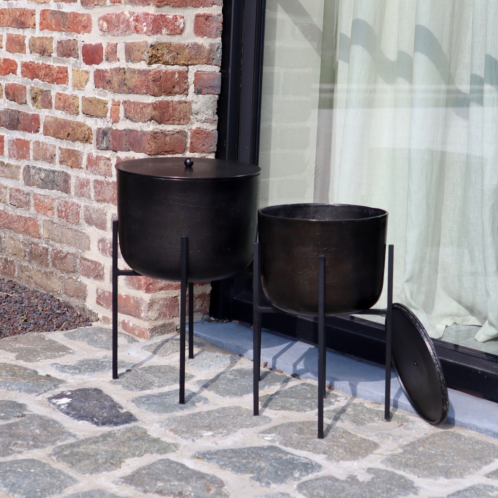 Pot with lid in black bronze antique on stand - big Ø 29 x 22 cm / h.42 cm - 1 - ext. cot. - p/1/1