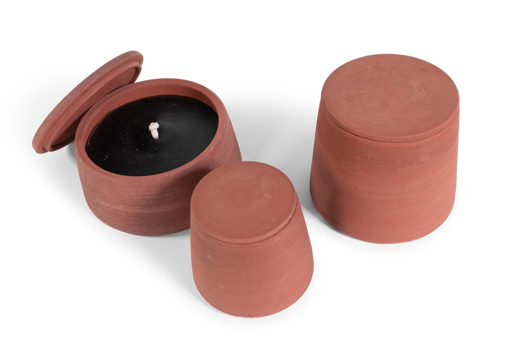 Red terracotta scented (Lavender / Rosemary / Pine) outdoor candle - Conical with cover in Black Giftbox - Ø 16x15cm - 1 ext. cot. - p /4