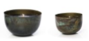 Set of 2 brass green patina planters - Ø 20.5 x 12.5cm+Ø 15.5 x 10.5cm - 1 - ext. cot. - p /2 sets