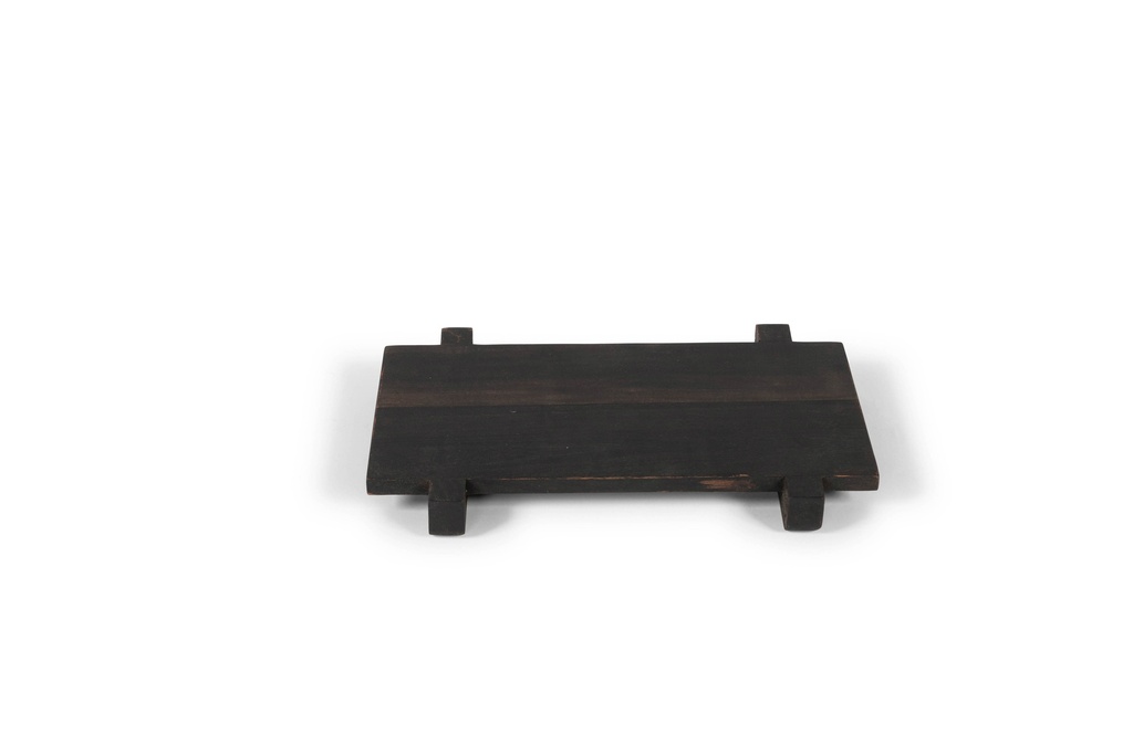 Wooden rectangular plate on feet  - oiled acacia wood - blacked oxidised - medium 40x25x4cm - p/1/6