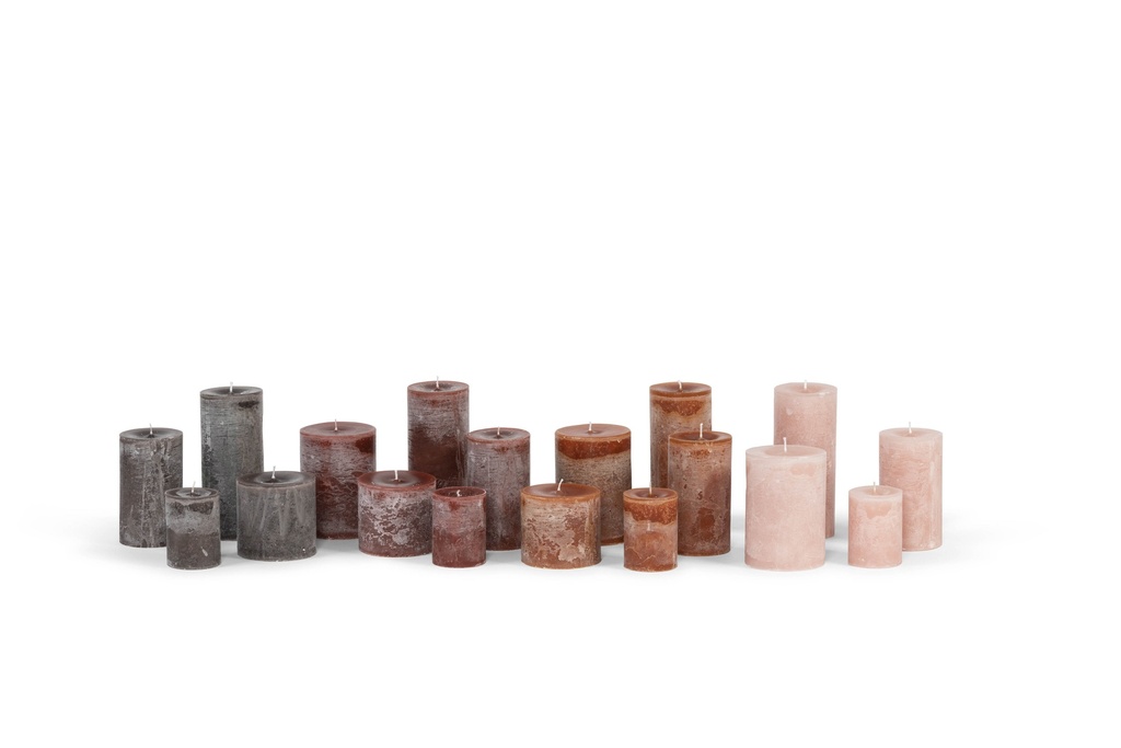 PACKAGE 1 Cylinder Candles (78 pcs) (AW23) : Mix of Ø 7cm - Ø 8,6cm - Ø 10cm in our trendy colours (70-92-86-62) as in the picture